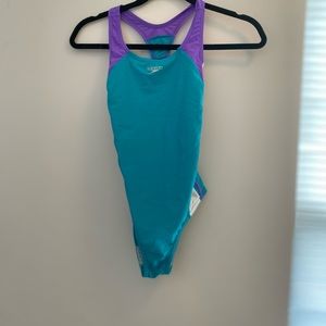 Girl’s swim suit size 14